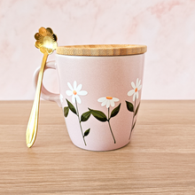 Cargar imagen en el visor de la galería, Vaso Cerámica Margaritas con tapa | Primavera 2024